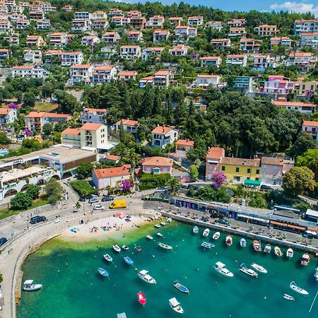 Apartment Angie - Intermezzo With Sea View In Center Of Рабац Екстер'єр фото