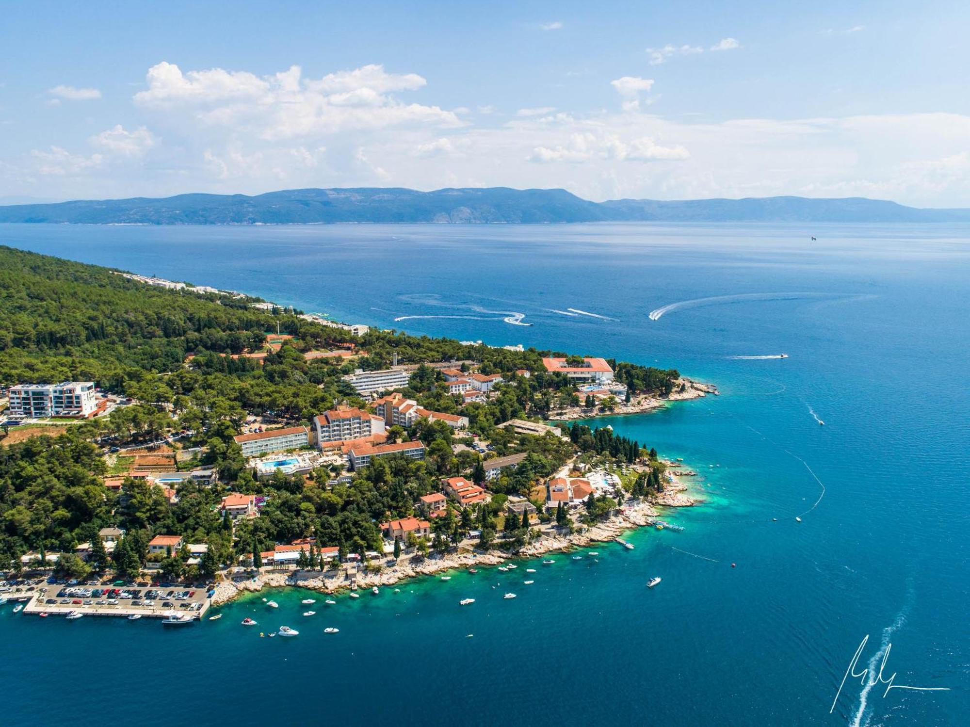 Apartment Angie - Intermezzo With Sea View In Center Of Рабац Екстер'єр фото
